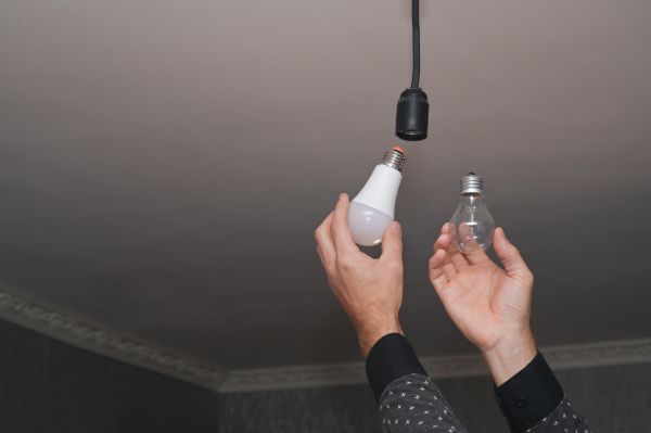 Light Bulbs Replacement in San Luis Obispo