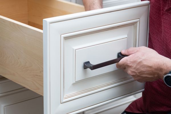 Cabinet Handle Installation in San Luis Obispo